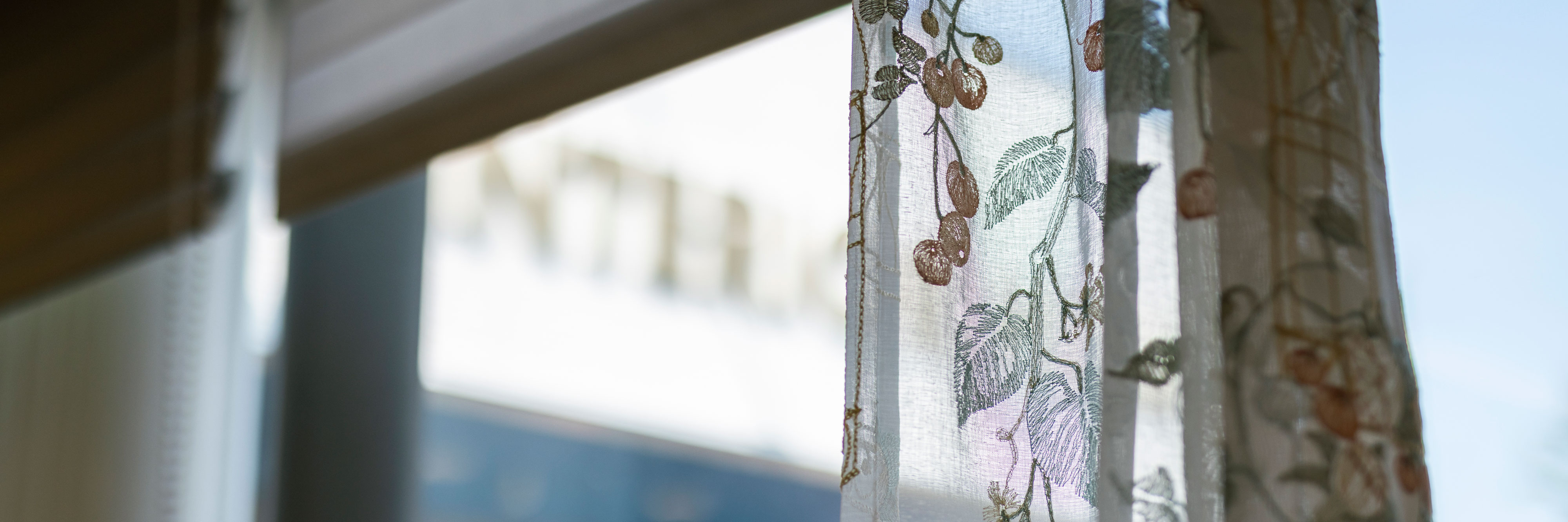 カーテン専門店インテリアヒルズ