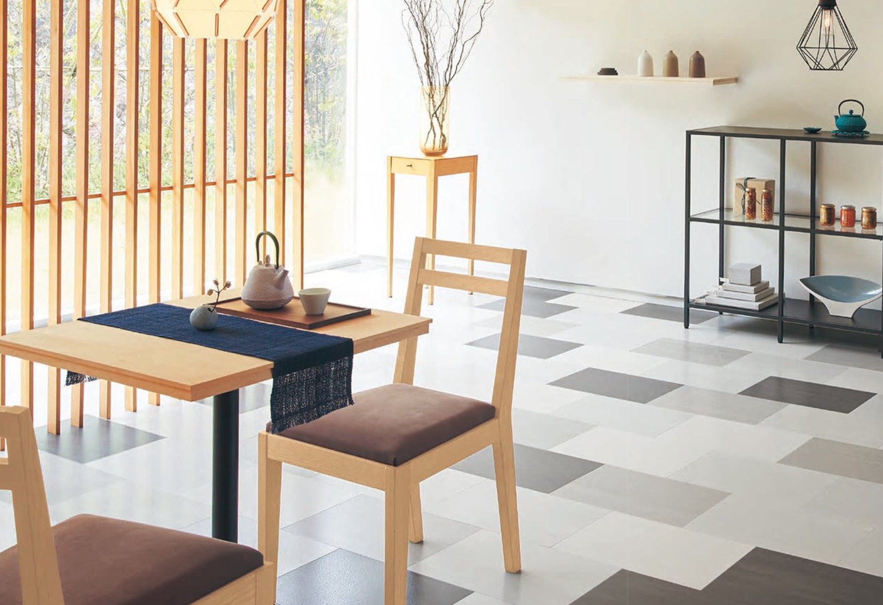 カーテン専門店