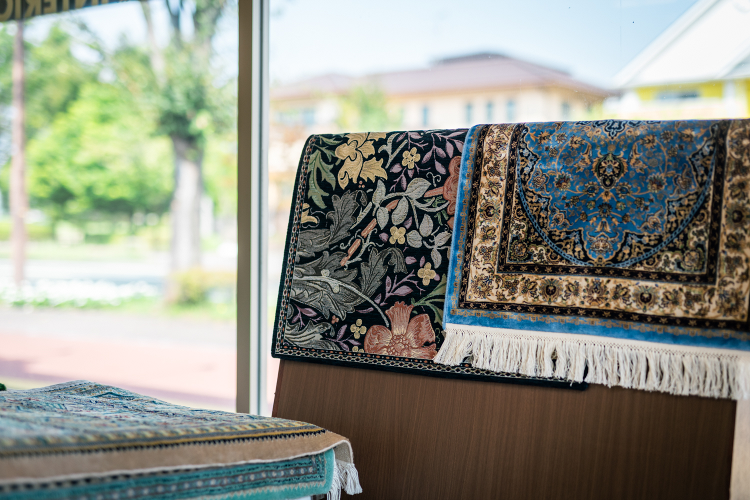 カーテン専門店